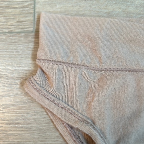 Skims Beige High-Waist Briefs - Picture 4 of 7